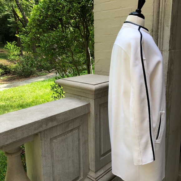 Vince Cream Wool blend Coat faux Leather black piping sz Large - Picture 3 of 14